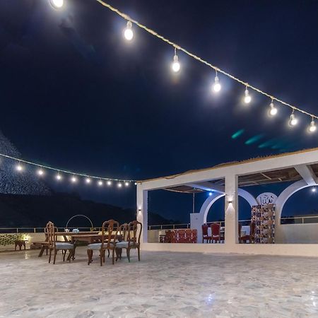 The Grand Pyramids View Hotel Kafrat al Jabal Bagian luar foto
