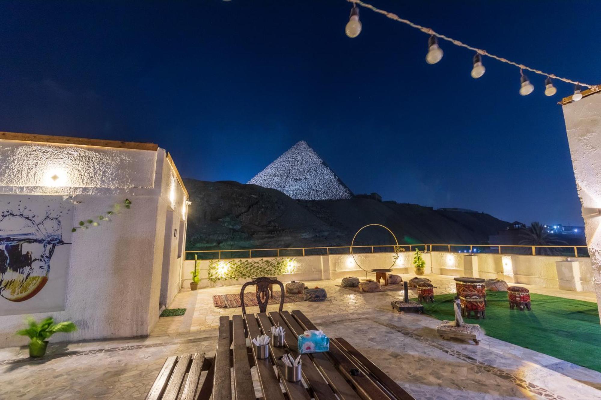 The Grand Pyramids View Hotel Kafrat al Jabal Bagian luar foto