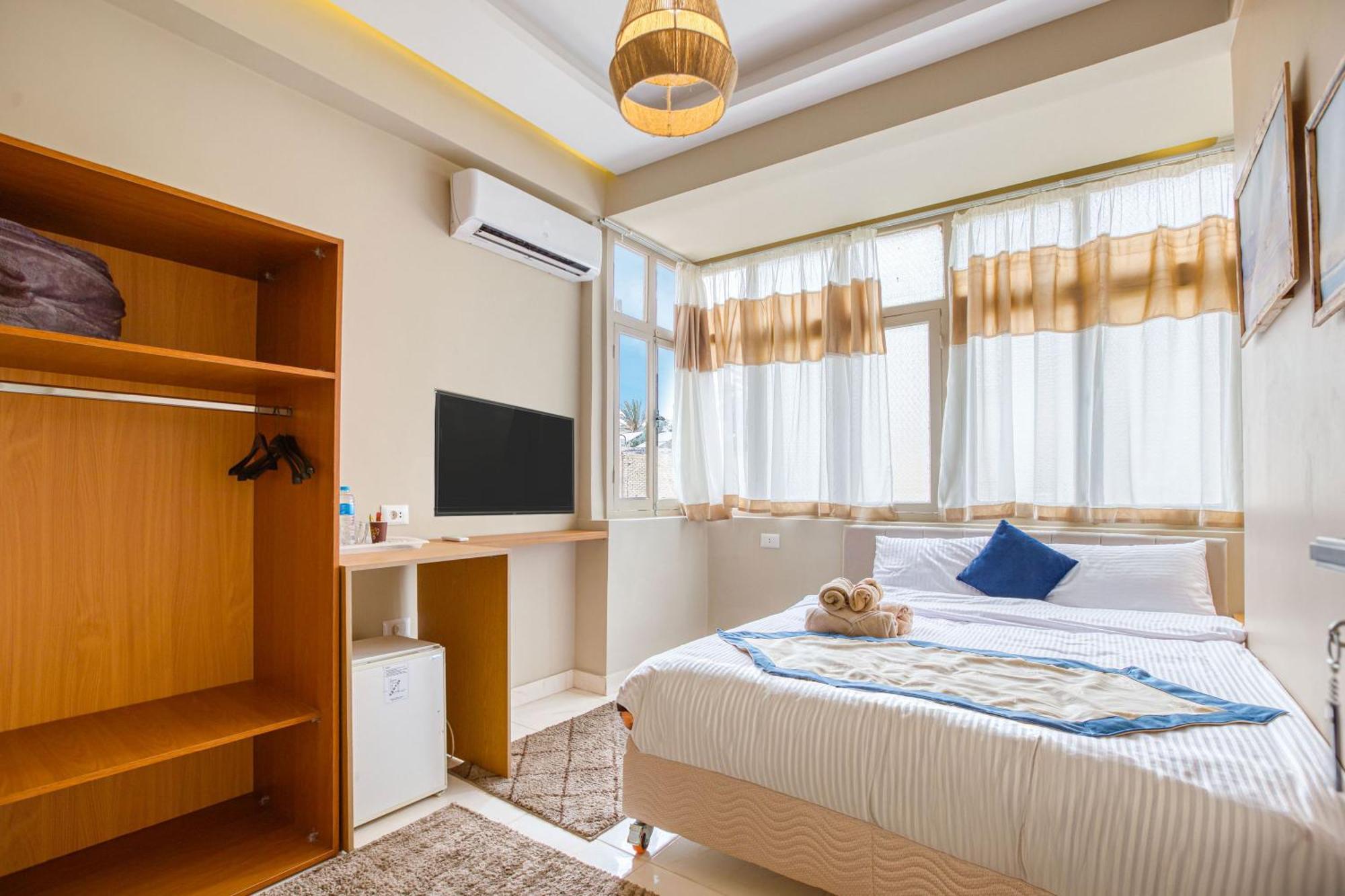 The Grand Pyramids View Hotel Kafrat al Jabal Ruang foto